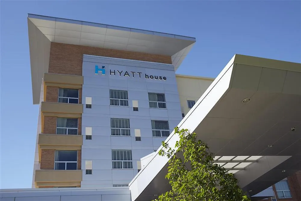 Hyatt House Pittsburgh Bloomfield Shadyside Hotel